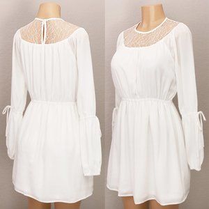 White Lace Yoke Neckline Elegant Long Sleeve Dress